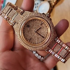 Micheal Kors lady's fashion watch